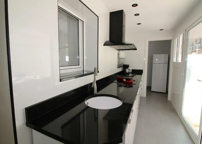 Global Immo 3333 Solimar 1-a Daire Roses